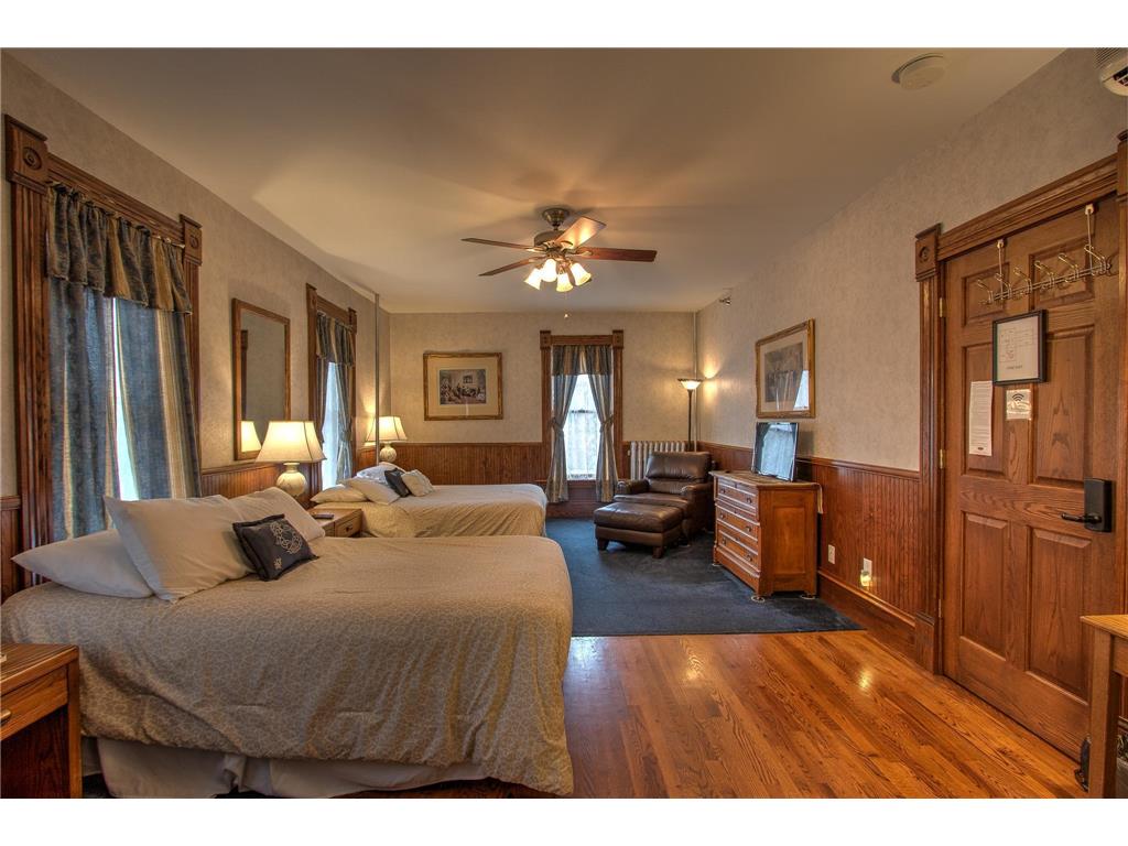 80 W 4th Street Rush City MN 55069 6793207 image8