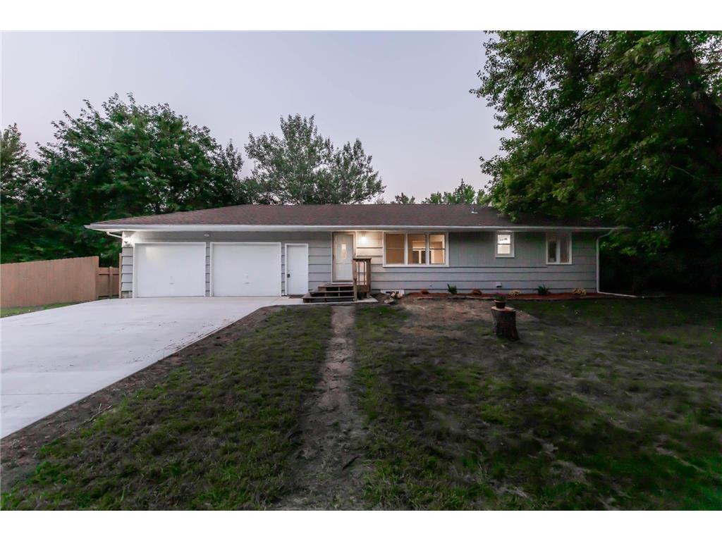 800 113th Avenue NW Coon Rapids MN 55448 6601994 image1