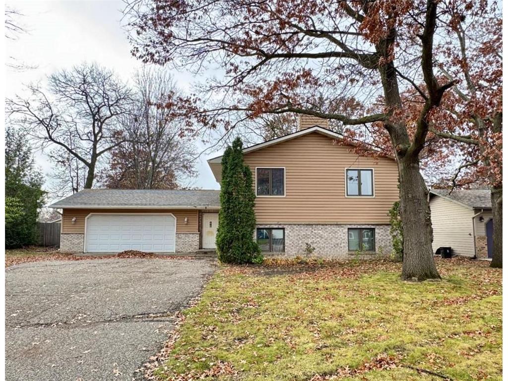 800 11th Street N Sauk Rapids MN 56379 6628191 image1