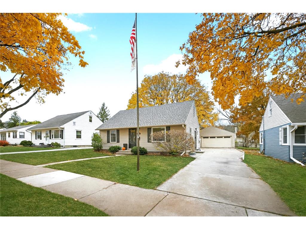 800 16th Avenue NE Rochester MN 55906 6809651 image1