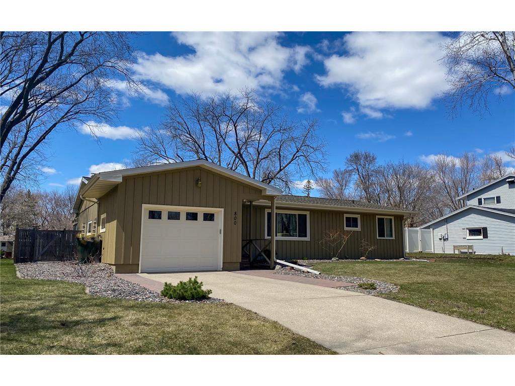 800 16th Street SW Willmar MN 56201 6366093 image1