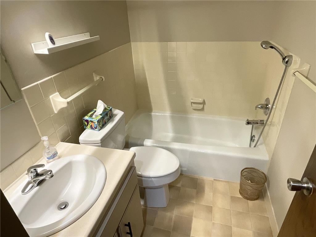800 1st Drive NW #102 Austin MN 55912 7030004 image15