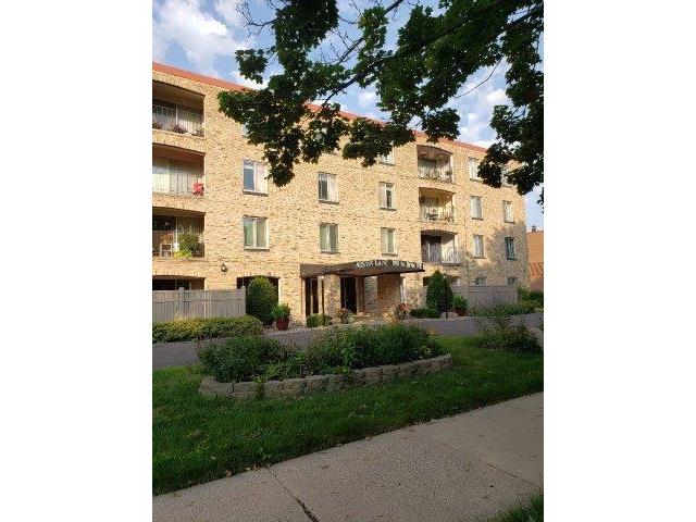 800 1st Drive NW #402 Austin MN 55912 6071800 image1