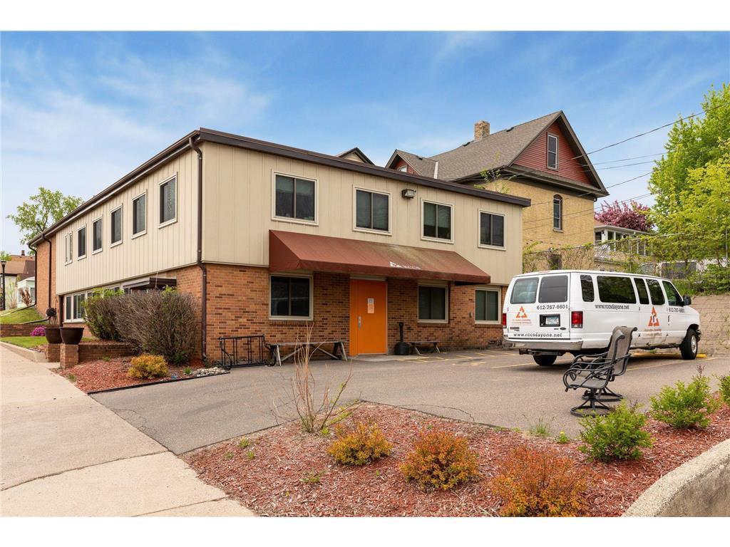 800 42nd Avenue N Minneapolis MN 55412 7058362 image1