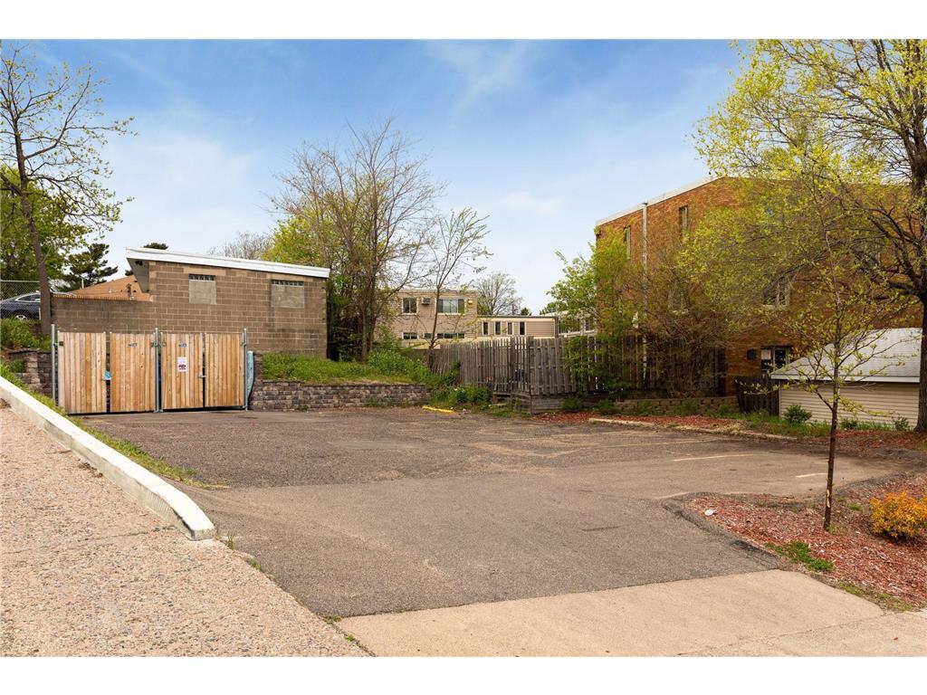 800 42nd Avenue N Minneapolis MN 55412 7058362 image14