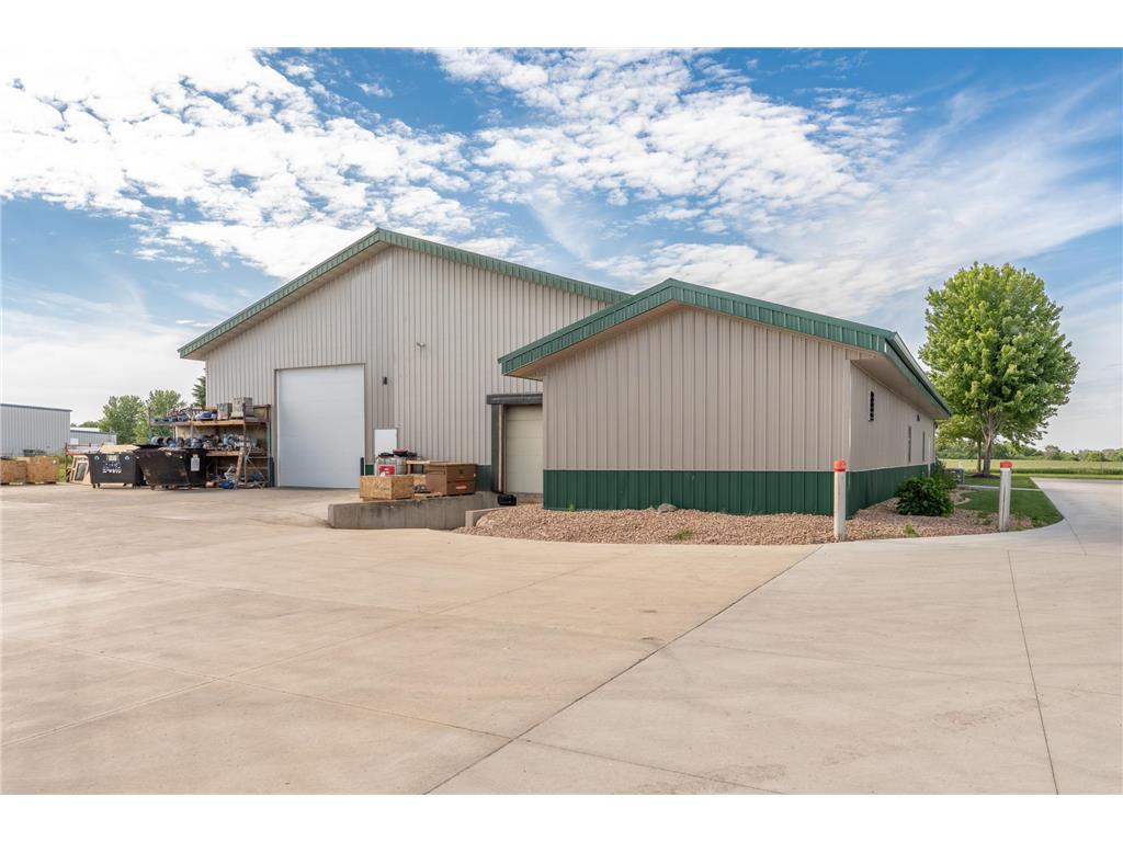 800 6th Street NW New Prague MN 56071 7091396 image88