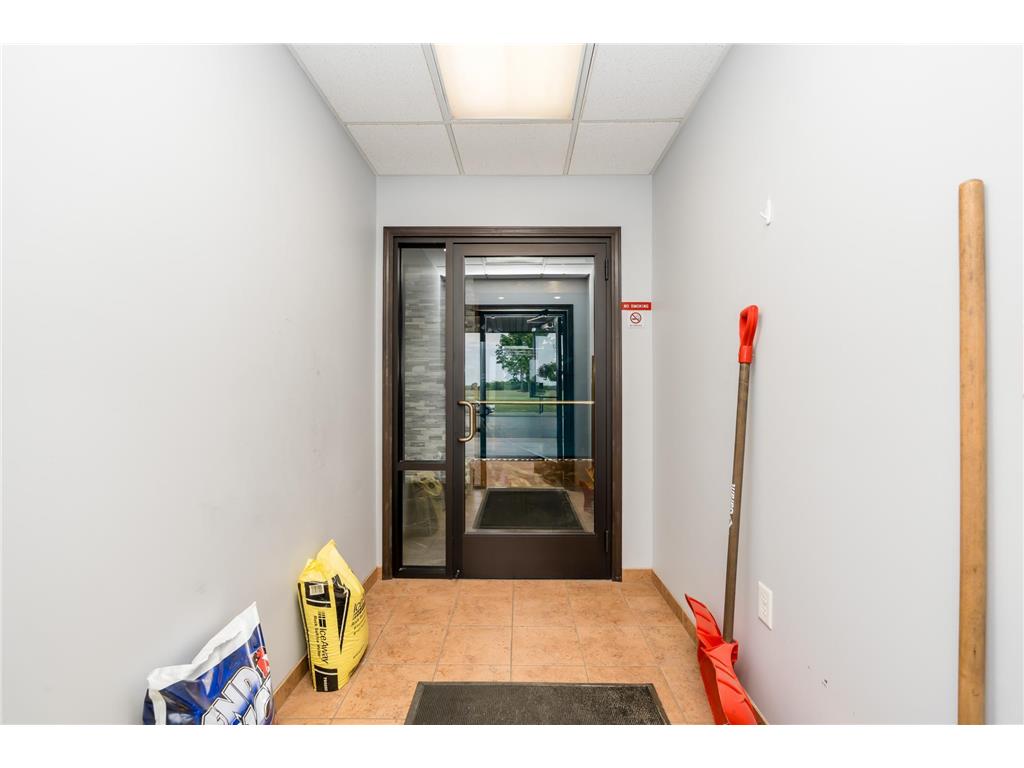 800 6th Street NW New Prague MN 56071 7091396 image9