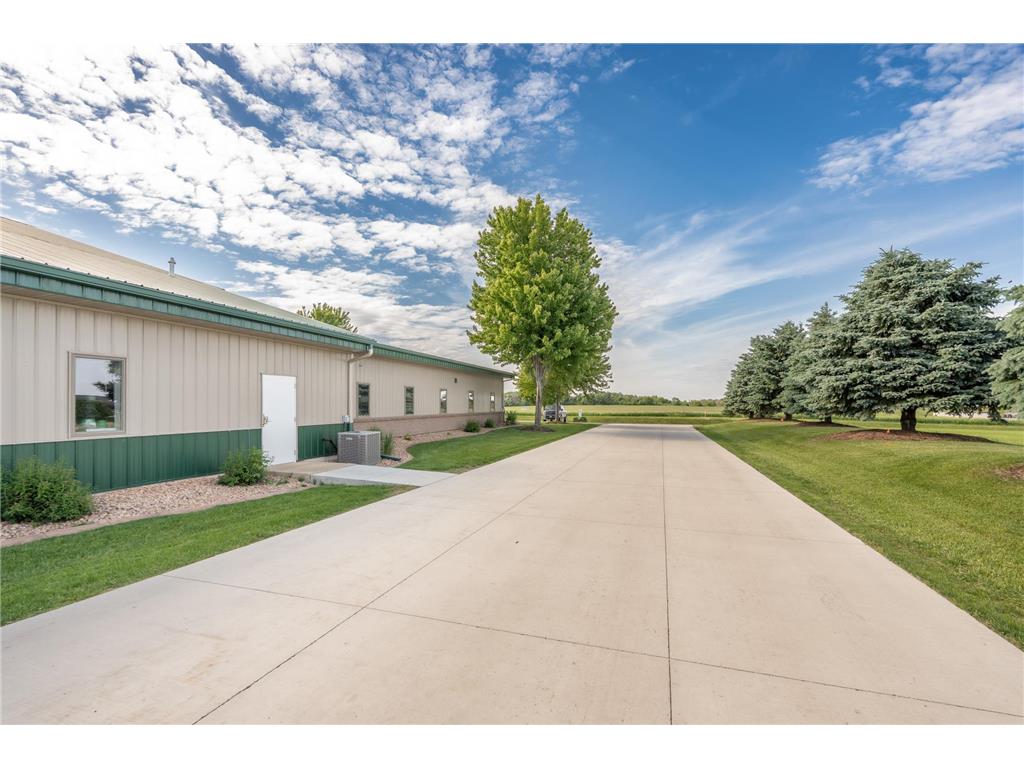 800 6th Street NW New Prague MN 56071 7091396 image92