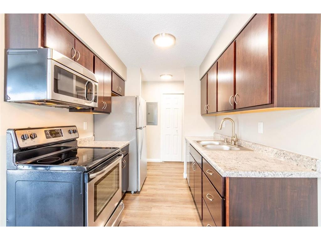 800 6th Street S #4 Hopkins MN 55343 6500336 image1