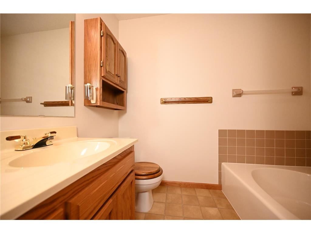 800 Buckingwood Court Chanhassen MN 55317 7081737 image11