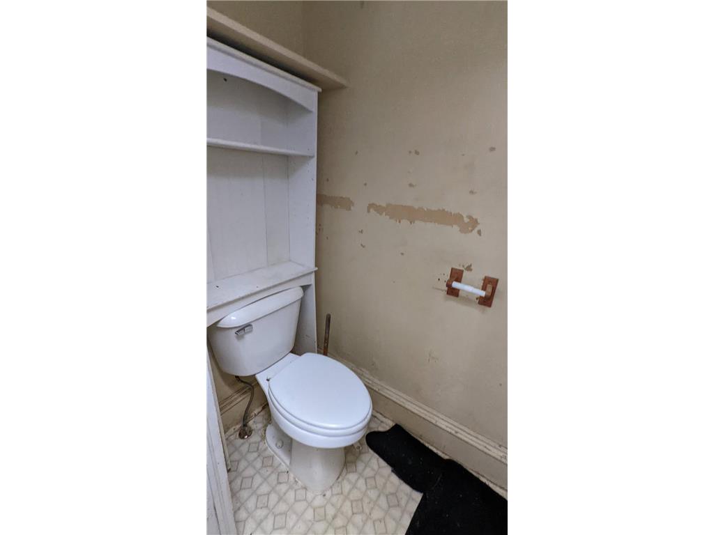 800 Burke Avenue Harvey ND 58341 6801922 image12