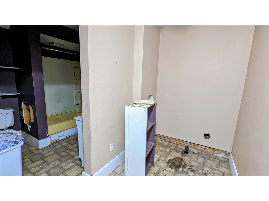 800 Burke Avenue Harvey ND 58341 6801922 image14