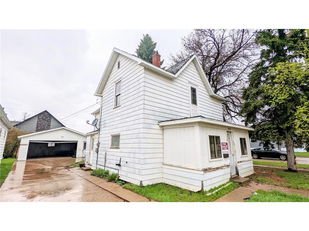 800 Burke Avenue Harvey ND 58341 6801922 image3