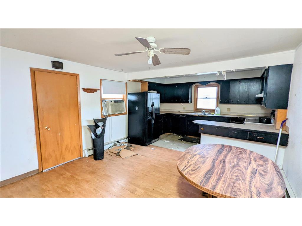 800 Burke Avenue Harvey ND 58341 6801922 image7