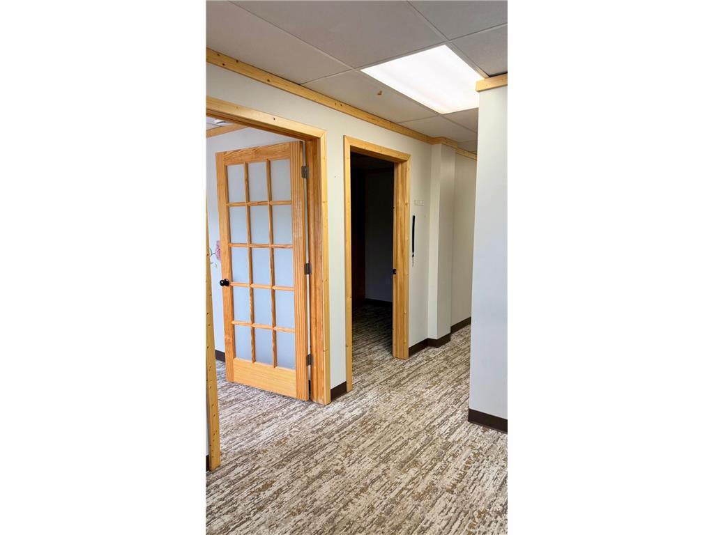 800 E 40th Street Hibbing MN 55746 7076713 image5