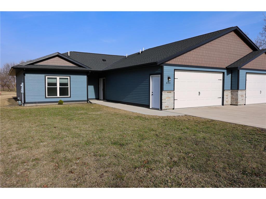 800 Elm Drive Fairfax MN 55332 7039810 image29
