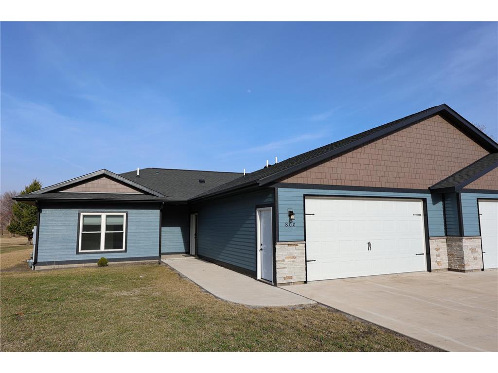 800 Elm Drive Fairfax MN 55332 7039810 image3