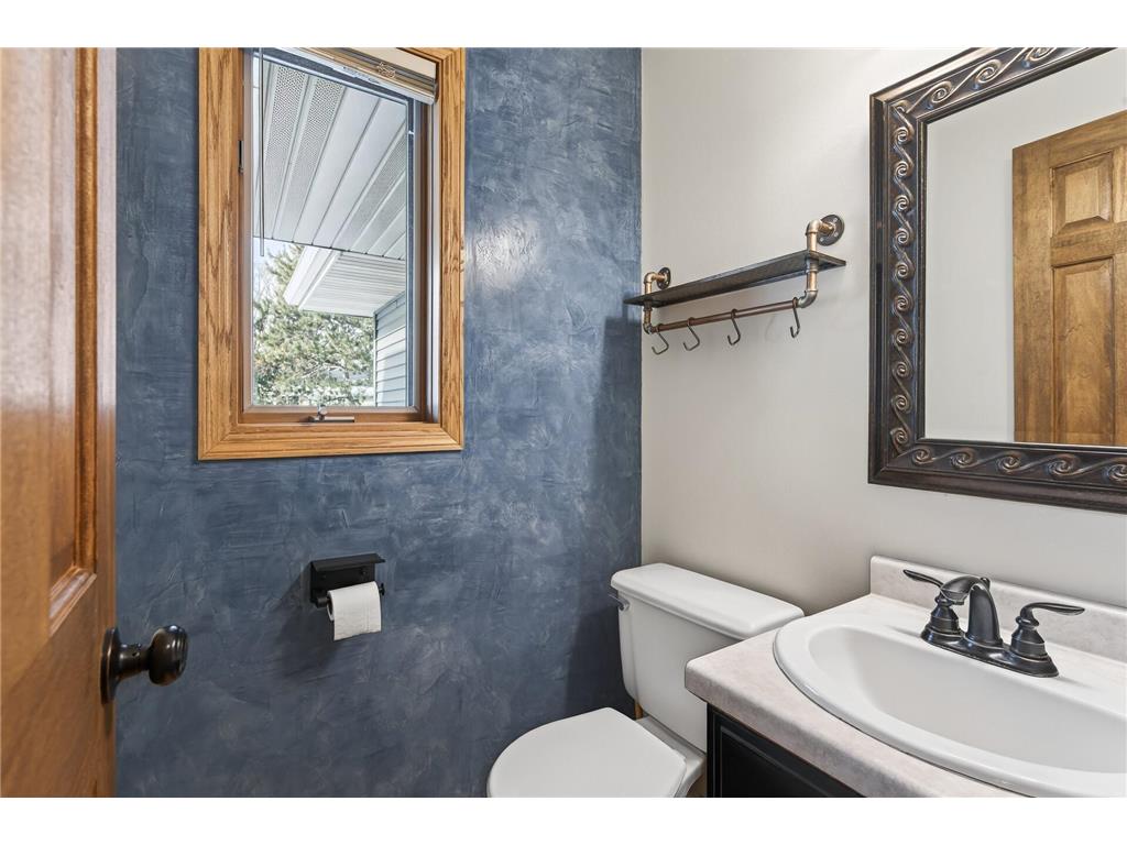 800 Griffin Avenue Mahtomedi MN 55115 7017491 image17