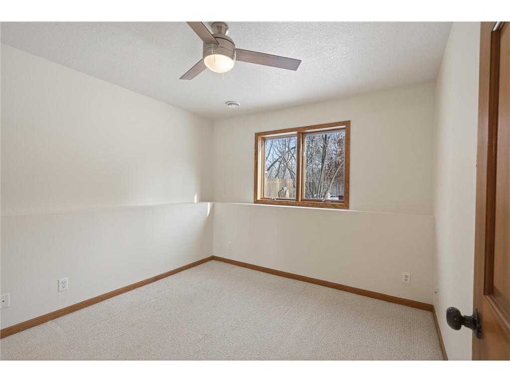 800 Griffin Avenue Mahtomedi MN 55115 7017491 image36