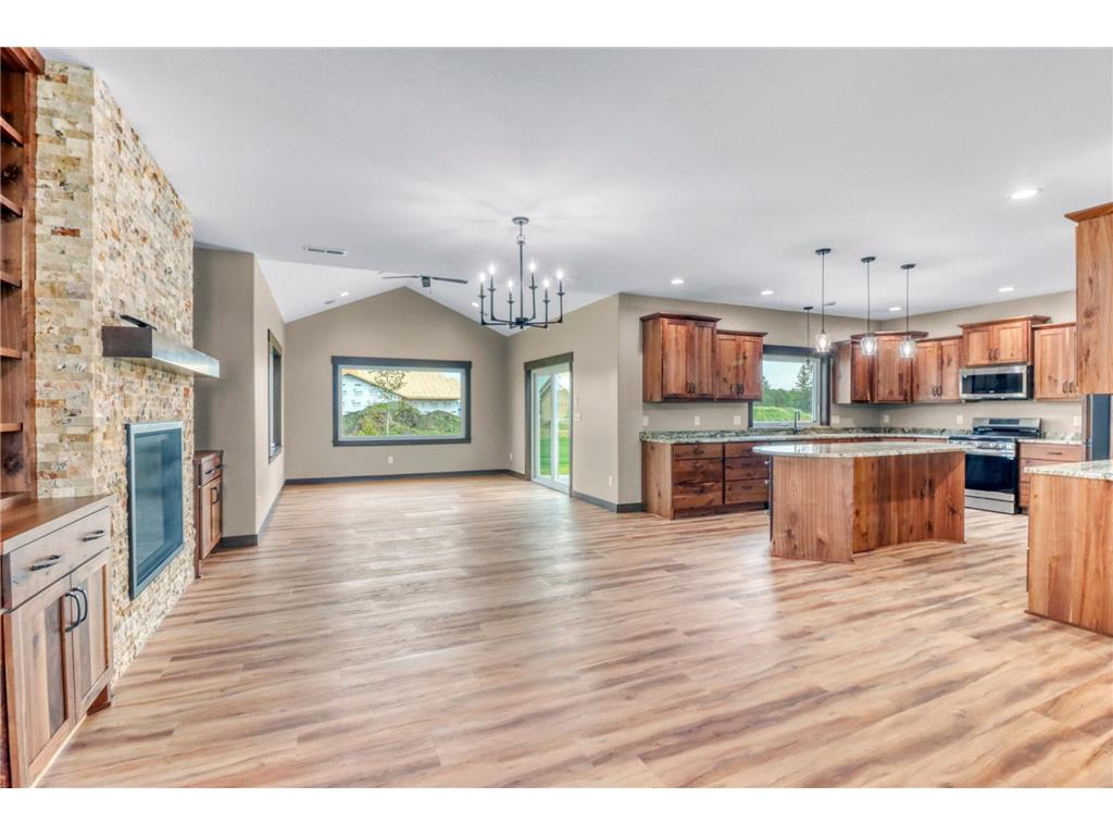 800 Lake Forest Circle Detroit Lakes MN 56501 6789088 image17