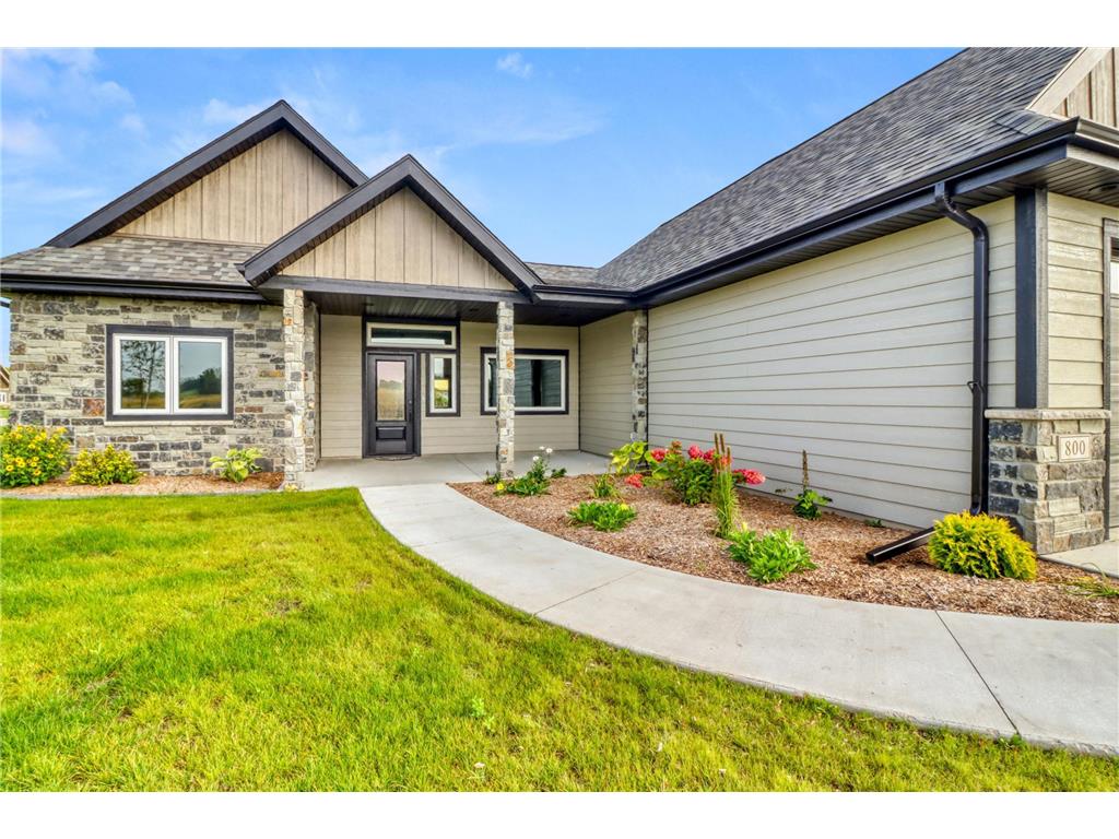 800 Lake Forest Circle Detroit Lakes MN 56501 6789088 image2