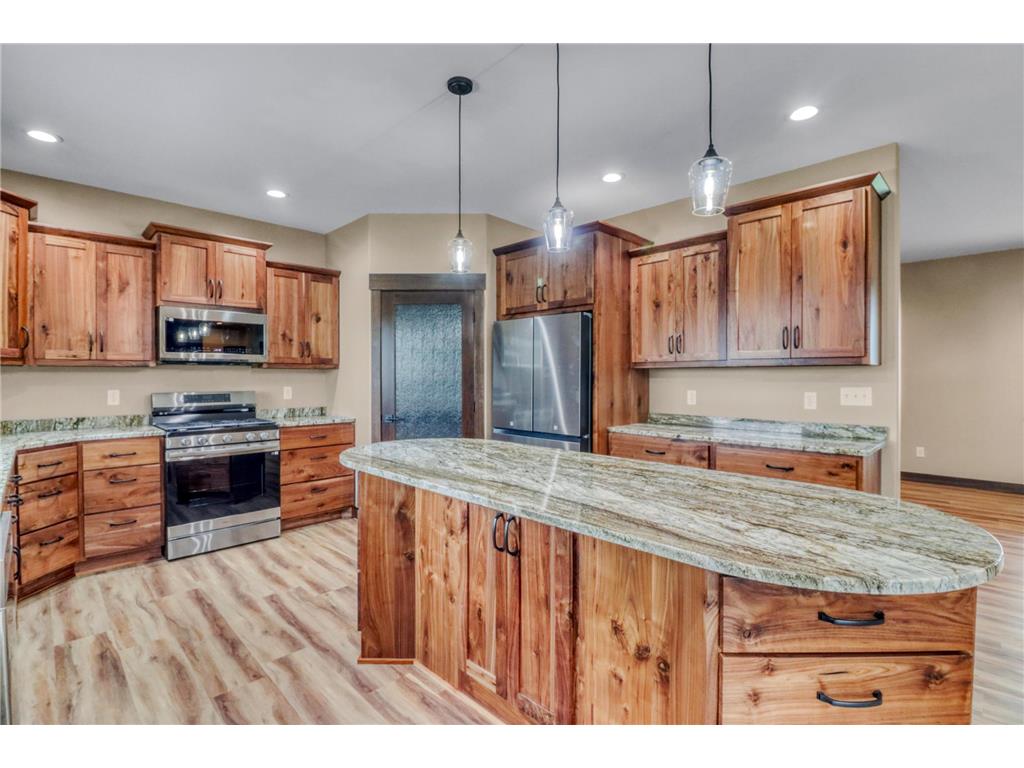 800 Lake Forest Circle Detroit Lakes MN 56501 6789088 image25