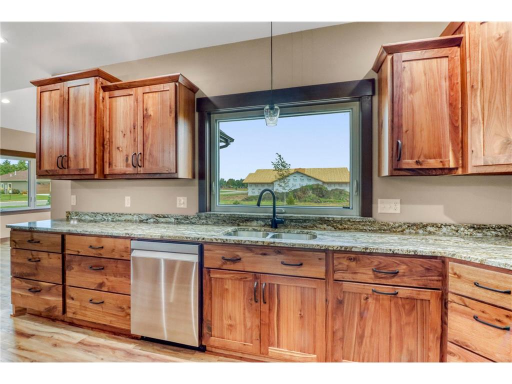 800 Lake Forest Circle Detroit Lakes MN 56501 6789088 image28