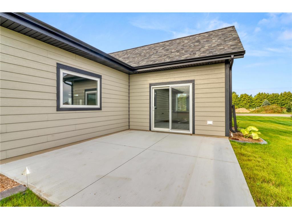 800 Lake Forest Circle Detroit Lakes MN 56501 6789088 image4