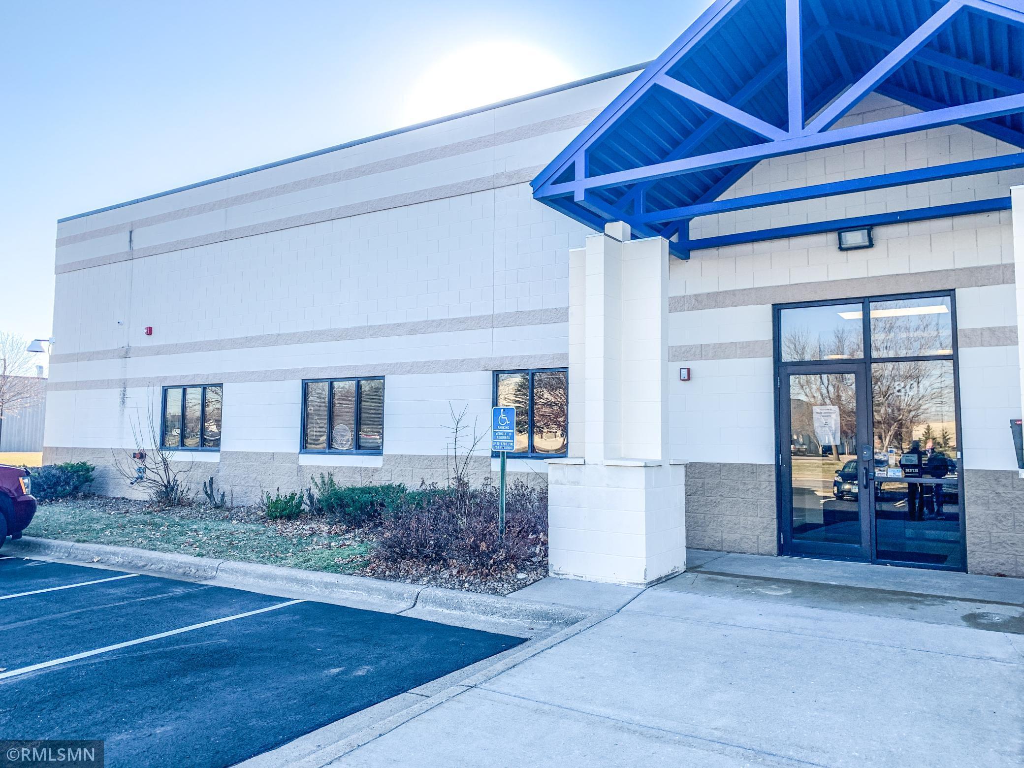 800 Lund Boulevard Anoka Mn 55303 Mls 5692236 Edina Realty