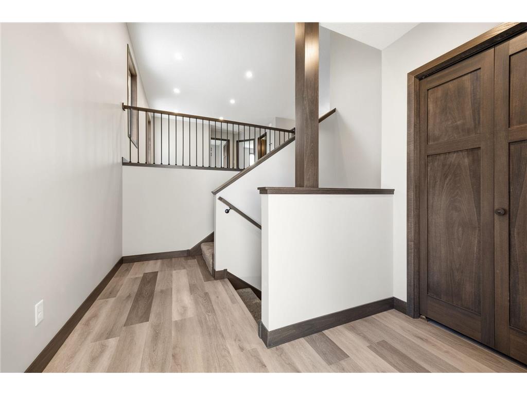 800 Texas Avenue NW Hutchinson MN 55350 7038293 image16