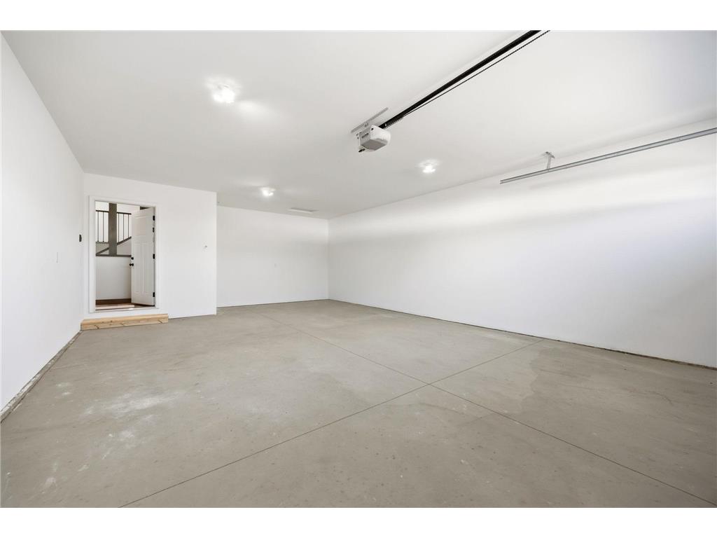 800 Texas Avenue NW Hutchinson MN 55350 7038293 image22