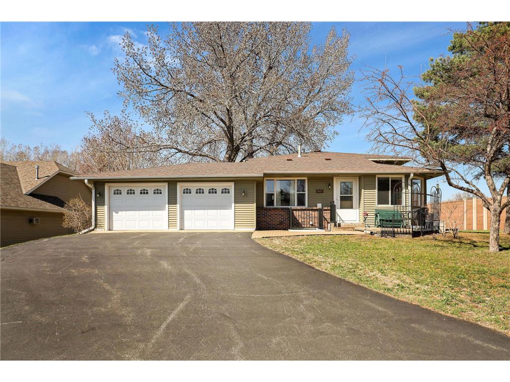 800 136th Street W Burnsville MN 55337 6356117 image1