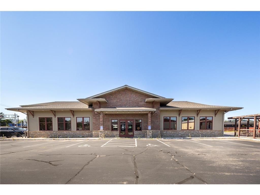 800 W Lyon Avenue Lake City MN 55041 7083226 image1
