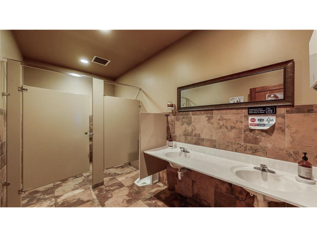 800 W Lyon Avenue Lake City MN 55041 7083226 image26