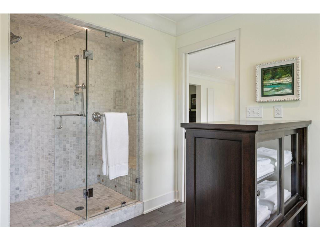 800 Westwood Drive S Golden Valley MN 55416 6786731 image51