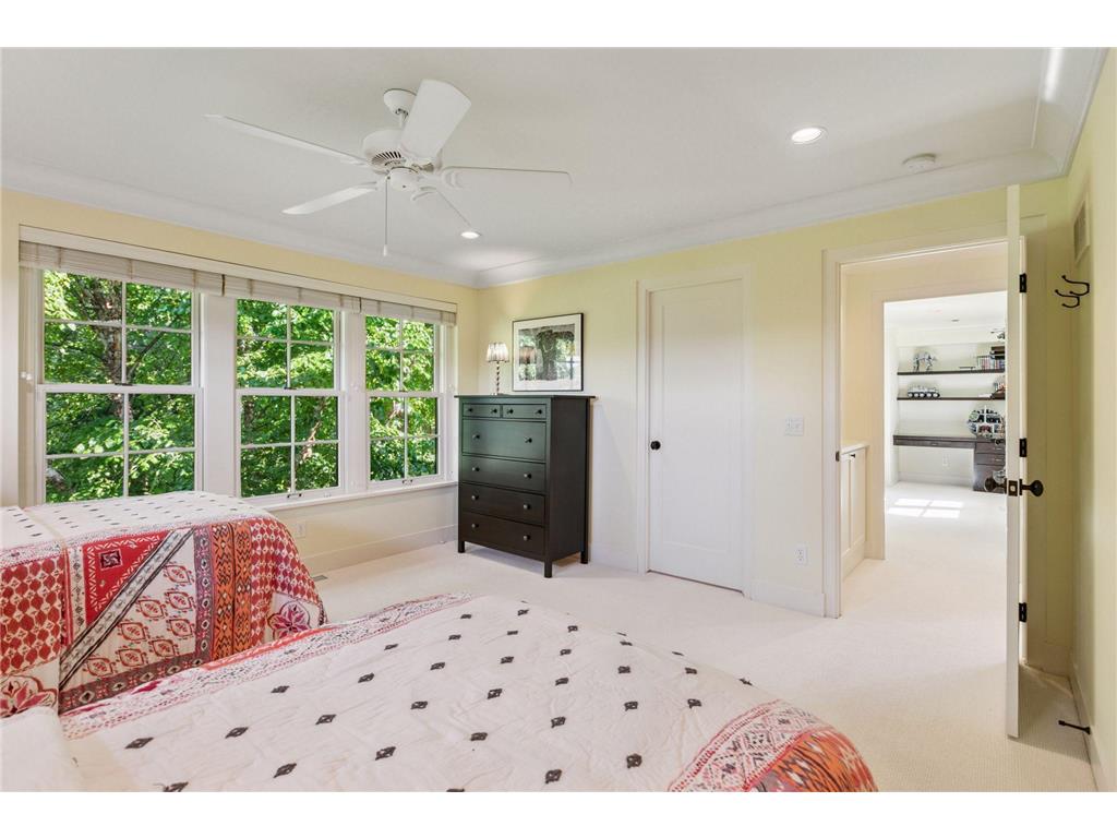 800 Westwood Drive S Golden Valley MN 55416 6786731 image58