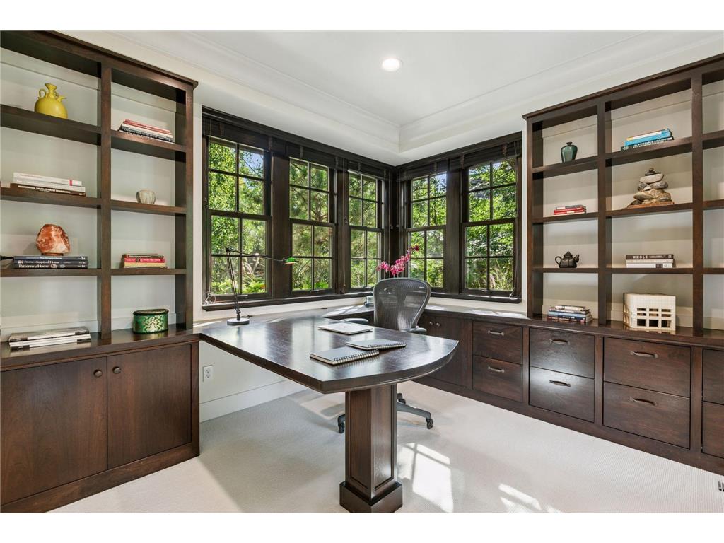 800 Westwood Drive S Golden Valley MN 55416 6786731 image8