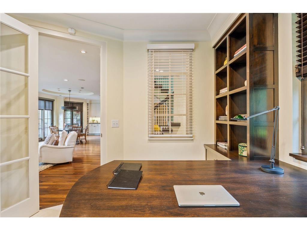 800 Westwood Drive S Golden Valley MN 55416 6786731 image9