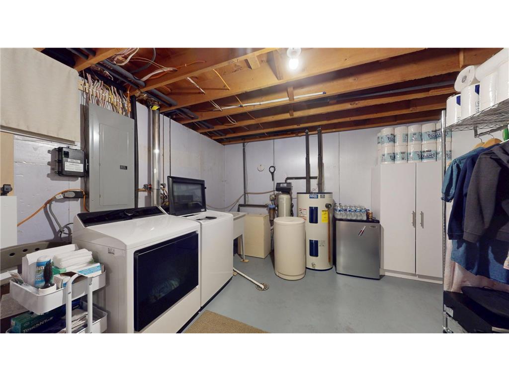 800 Willow Springs Road Detroit Lakes MN 56501 7072295 image24