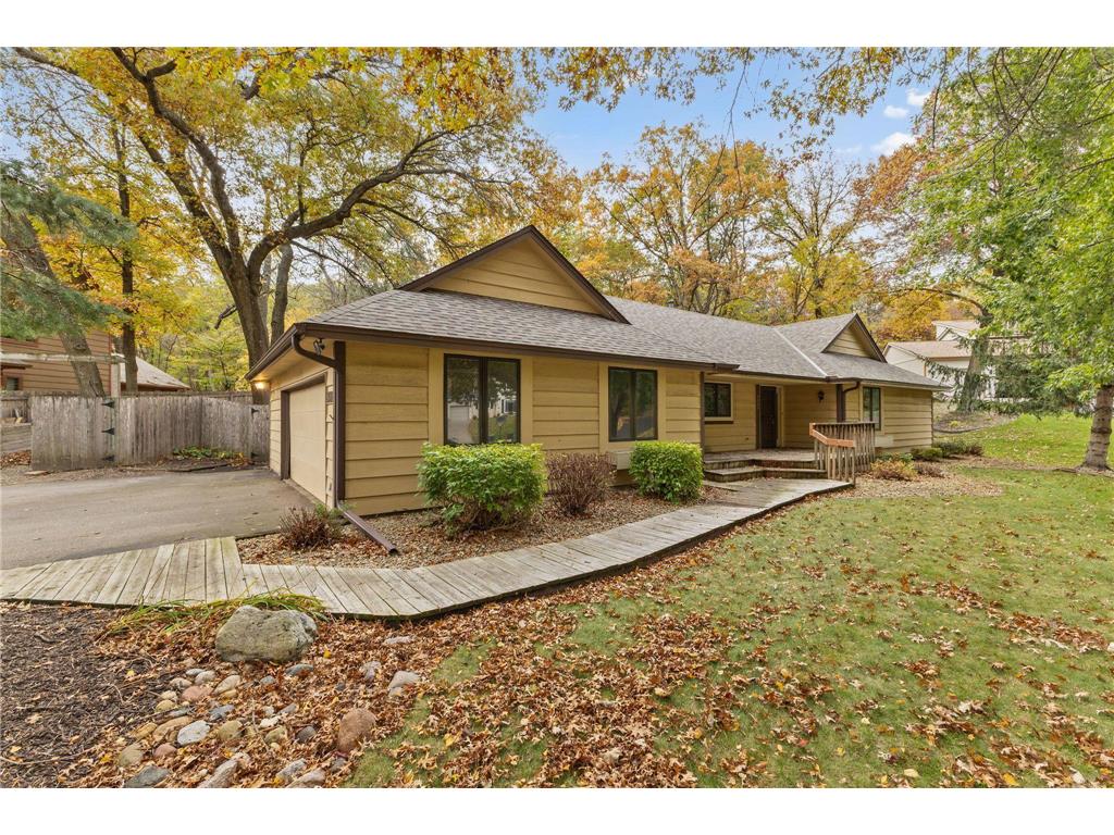 8000 132nd Court Apple Valley MN 55124 6808304 image1