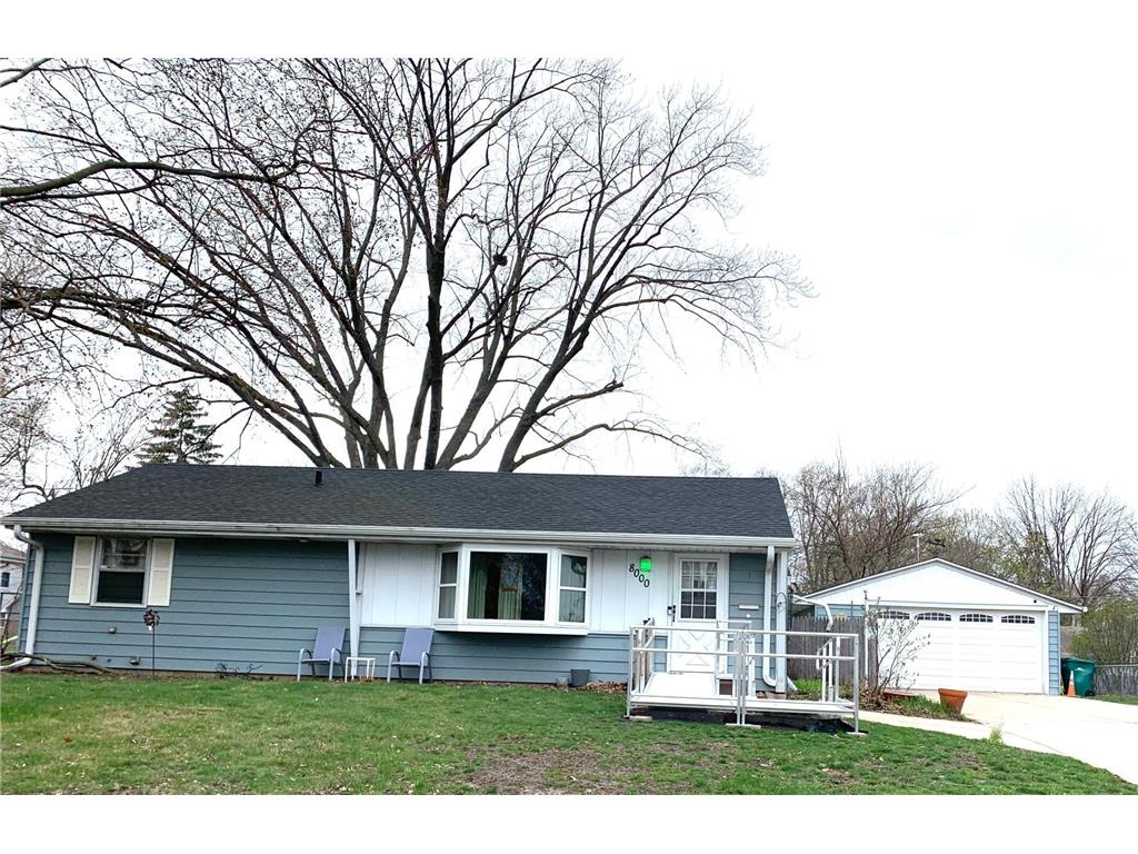 8000 Clinton Avenue S Bloomington MN 55420 6522155 image1