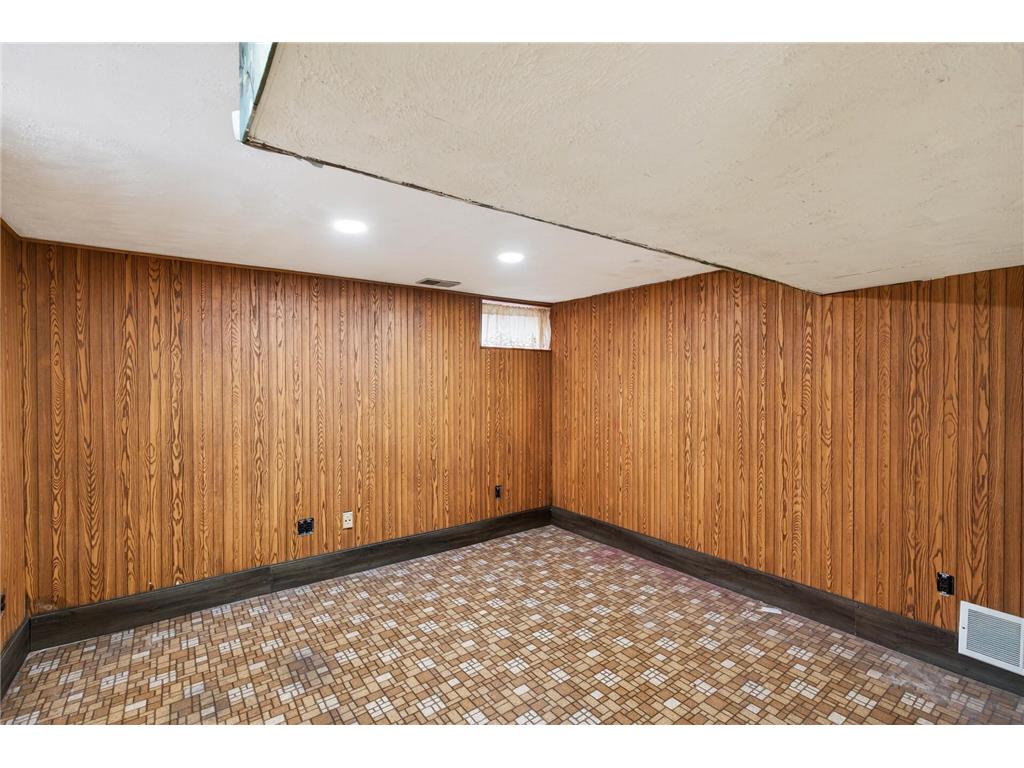 8000 Harkness Road S Cottage Grove MN 55016 7051729 image23