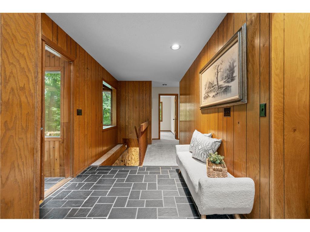 8000 Hill Trail N Lake Elmo MN 55042 - Demontreville 7095467 image15