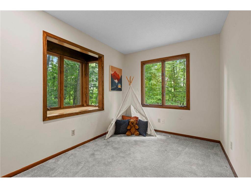 8000 Hill Trail N Lake Elmo MN 55042 - Demontreville 7095467 image18