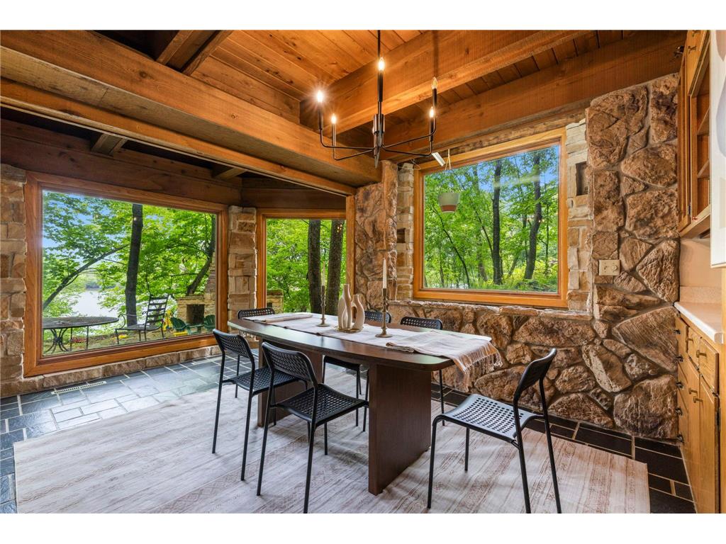 8000 Hill Trail N Lake Elmo MN 55042 - Demontreville 7095467 image5