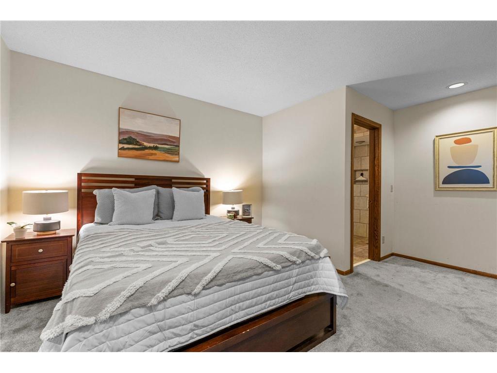 8000 Hill Trail N Lake Elmo MN 55042 - Demontreville 7095467 image67
