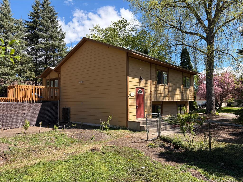 8001 Aldrich Avenue N Brooklyn Park MN 55444 7070955 image2