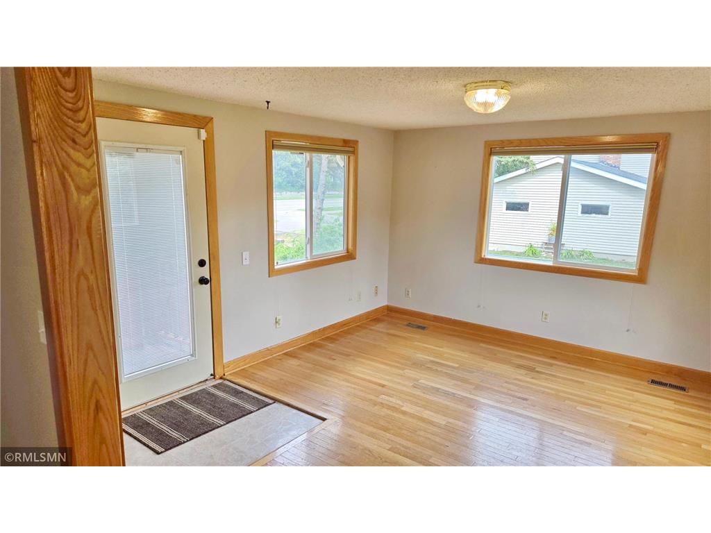 8001 Jeffery Avenue S Cottage Grove MN 55016 7110267 image2