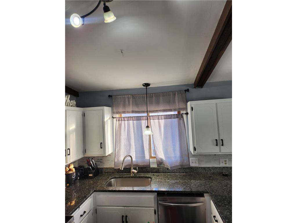 8003 Fairfield Circle Brooklyn Park MN 55444 6816801 image17