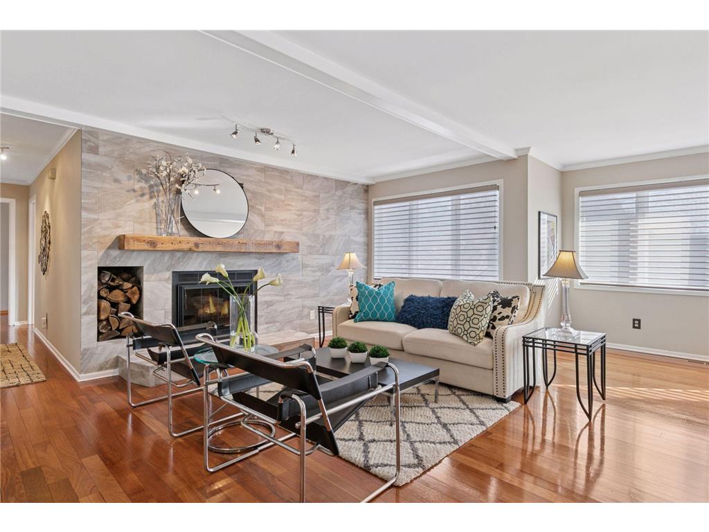 8004 W 111th Street Bloomington MN 55438 6680794 image1